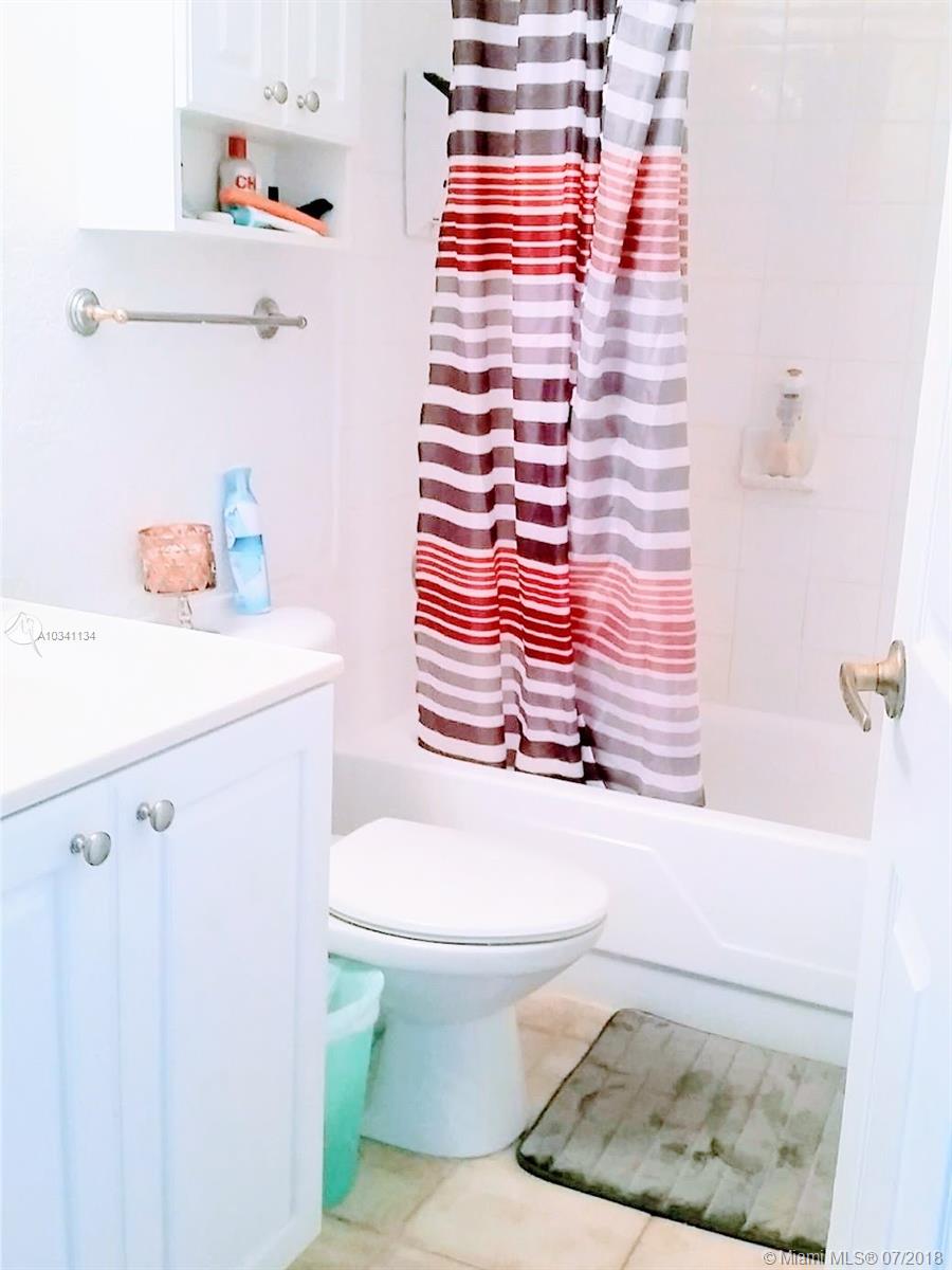 Hollywood Beach - Residential Lease