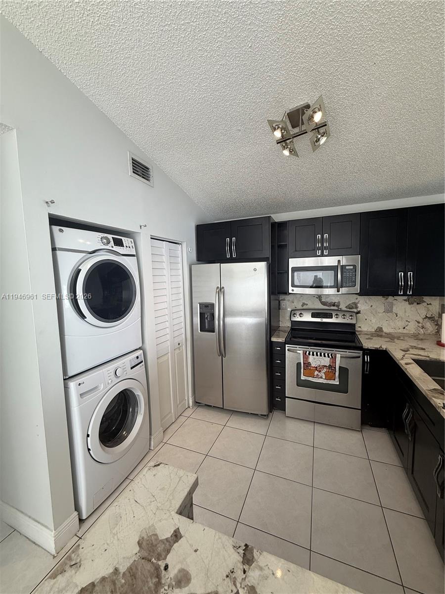 ARISTOTLE SUB PHASE IV - Residential