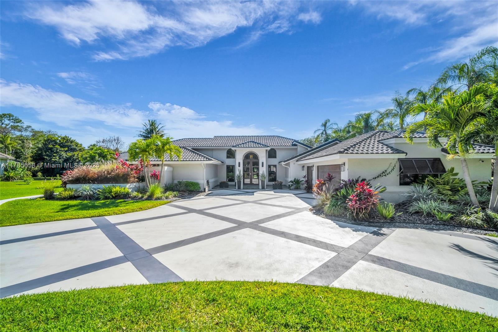 7730 Yosemite Ln 7730