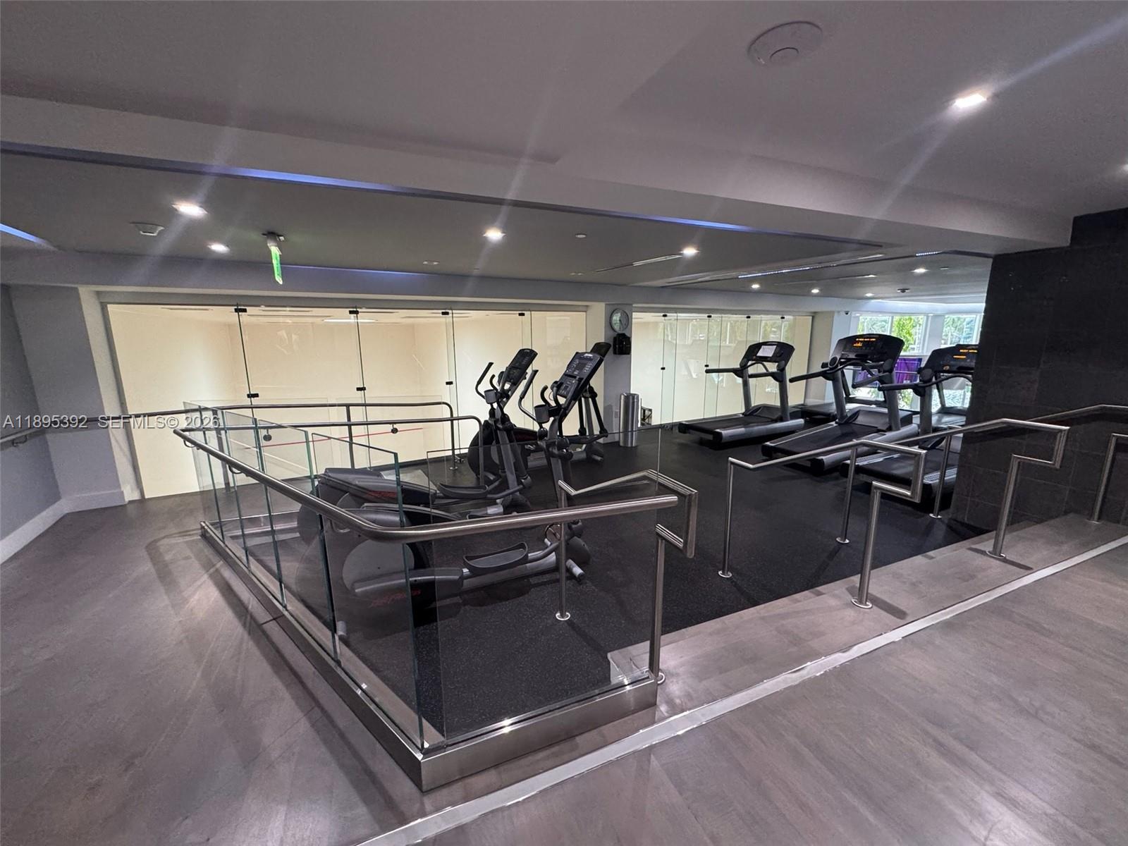 CARBONELL CONDO - Residential