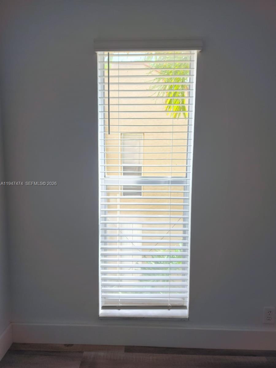 ARBOR KEYS CONDO - Residential