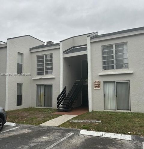 Photo of 4545 Treehouse Ln #H, Tamarac, FL 33319 (MLS # A11947474)