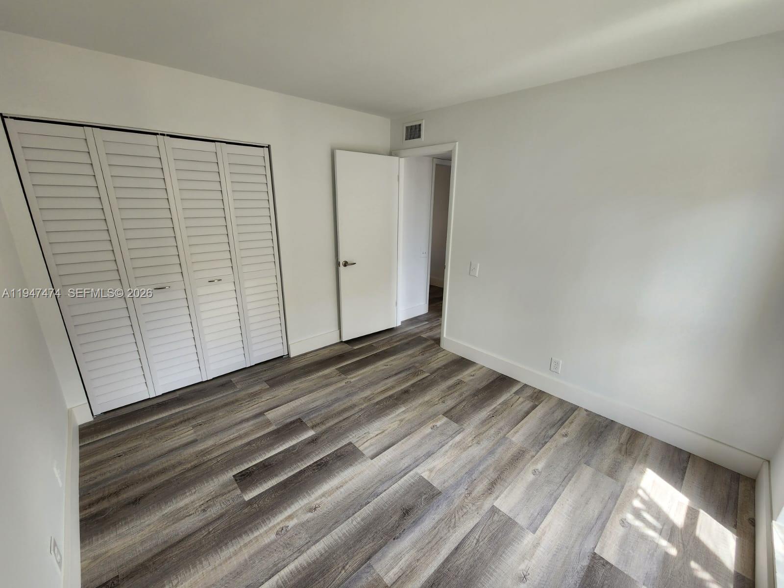 ARBOR KEYS CONDO - Residential