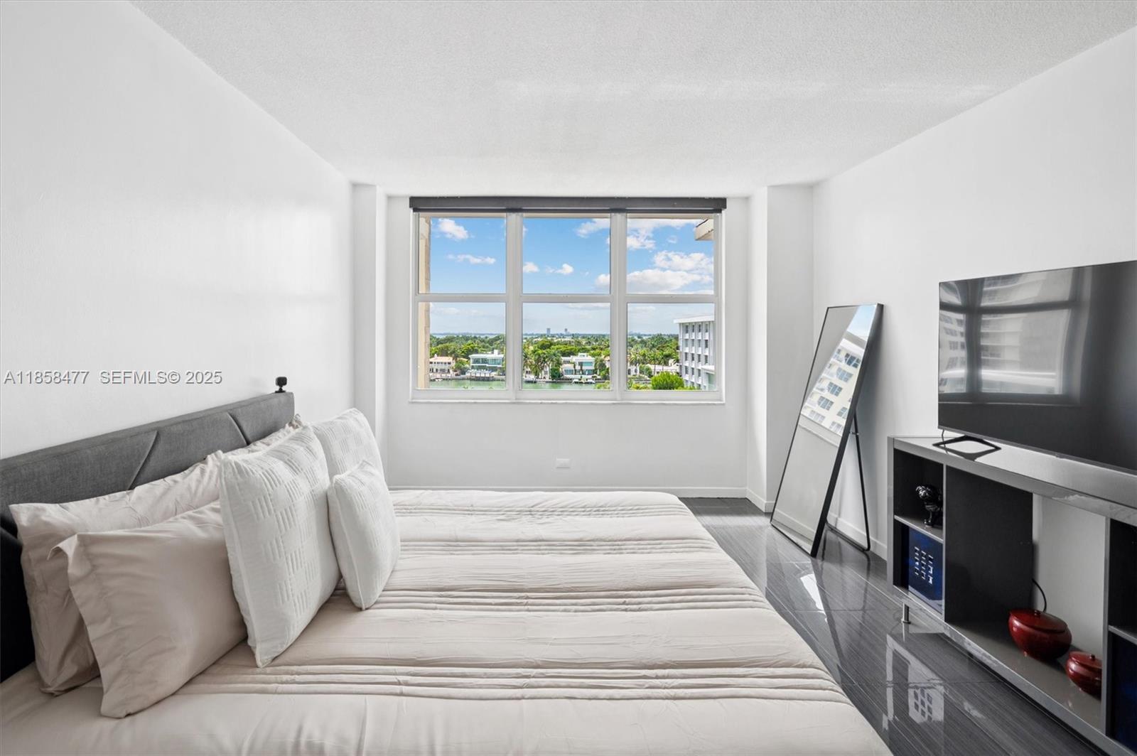 THE PAVILION CONDO - Residential