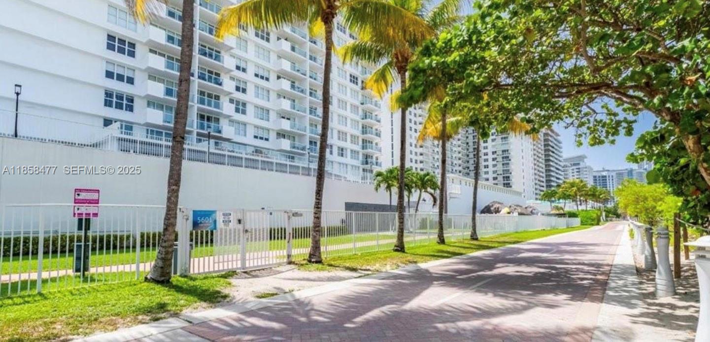 THE PAVILION CONDO - Residential