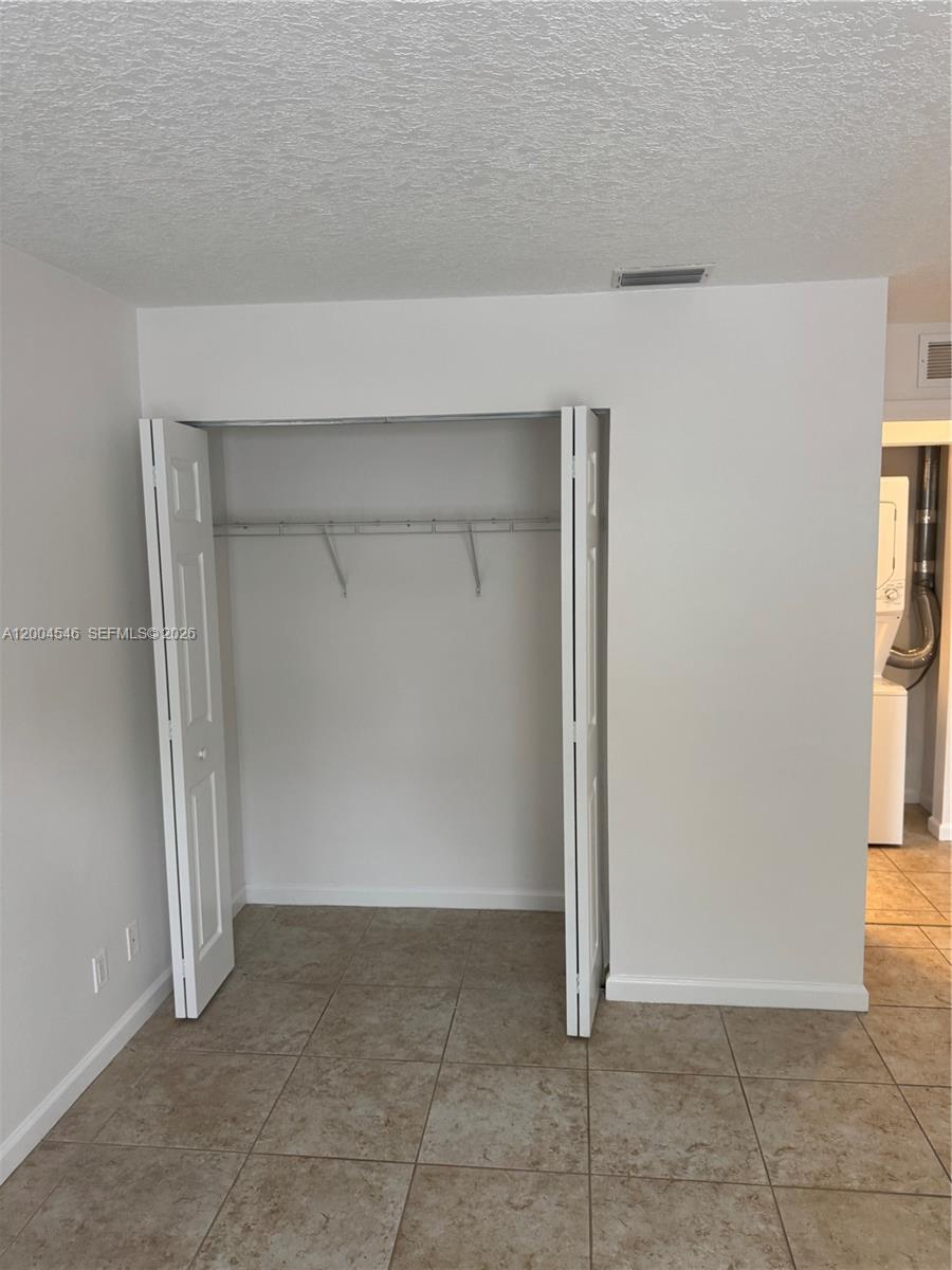 PARK PLACE TOWNHOMES - Residential Lease