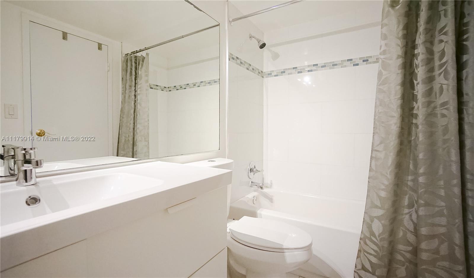 THE GRANDVIEW PALACE COND - Residential