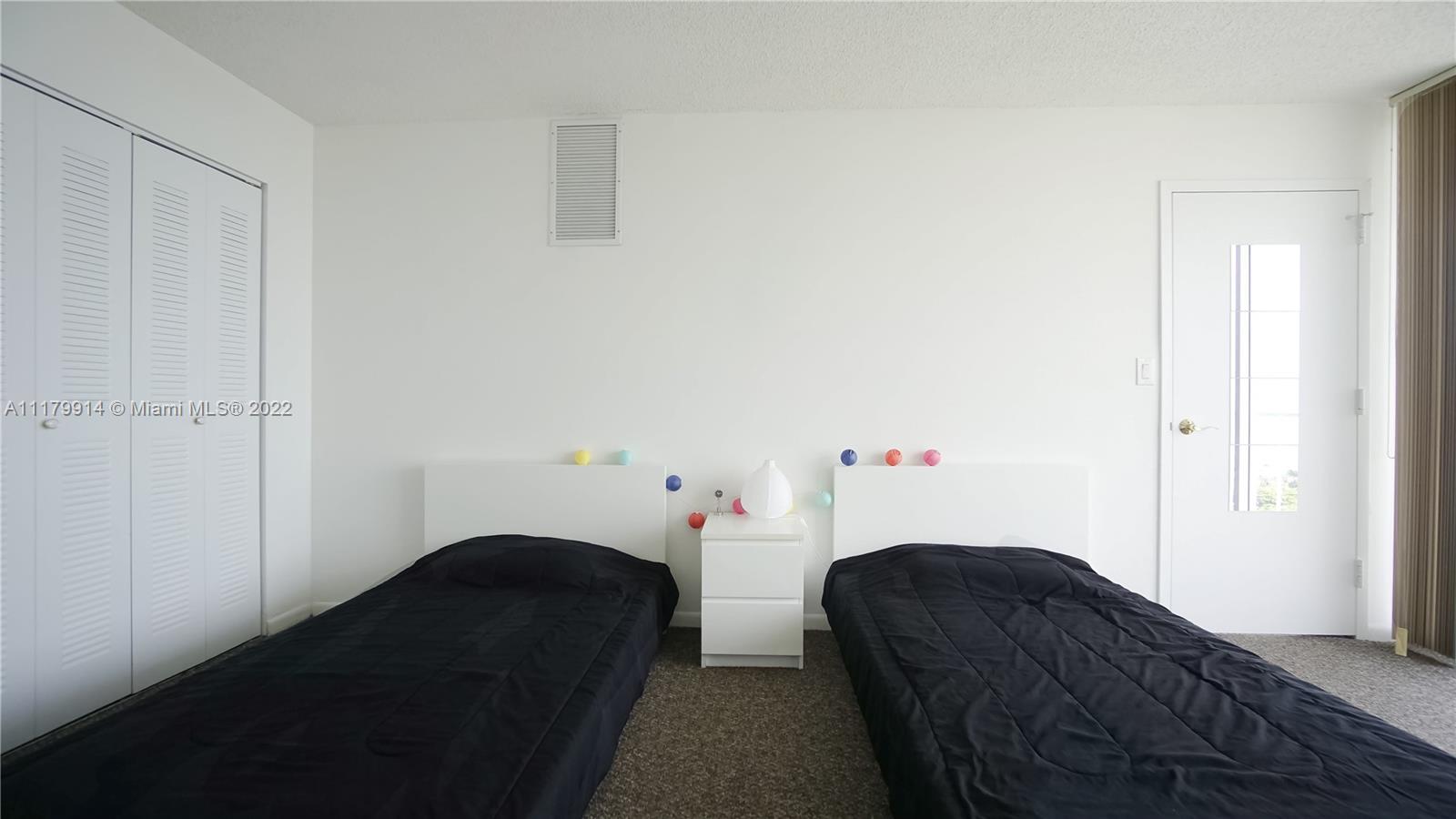 THE GRANDVIEW PALACE COND - Residential