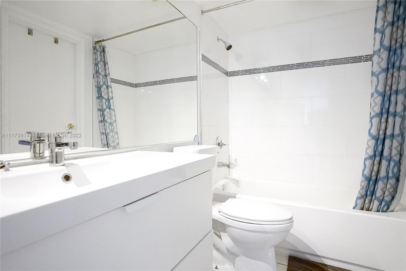 THE GRANDVIEW PALACE COND - Residential