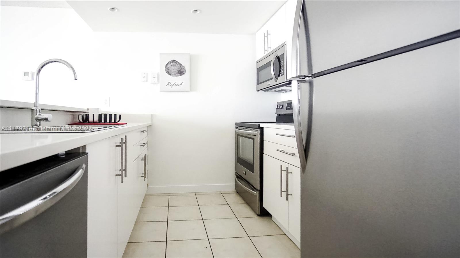 THE GRANDVIEW PALACE COND - Residential