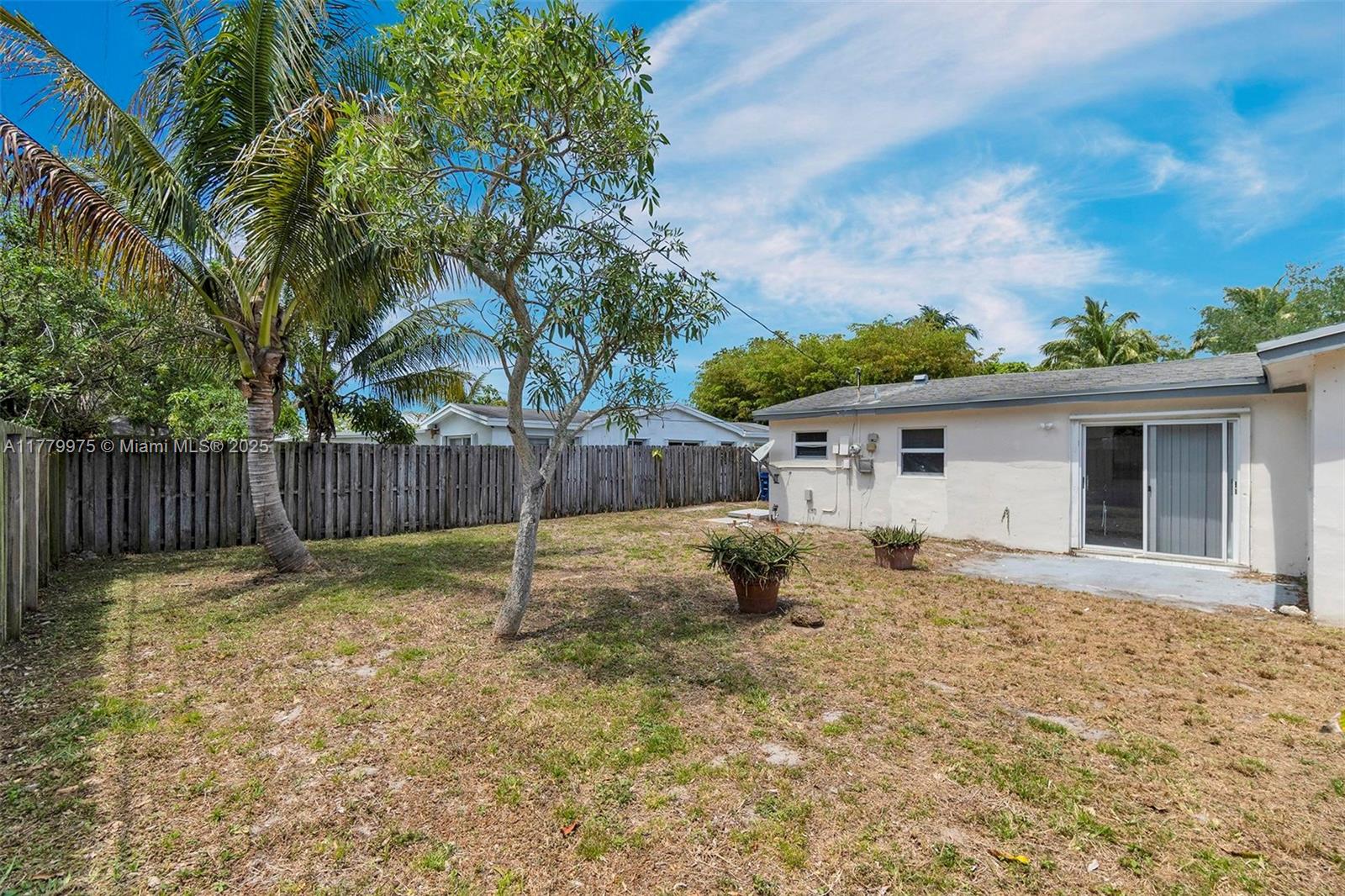 ACADEMY AWARD HOMES SEC 3 - Residential