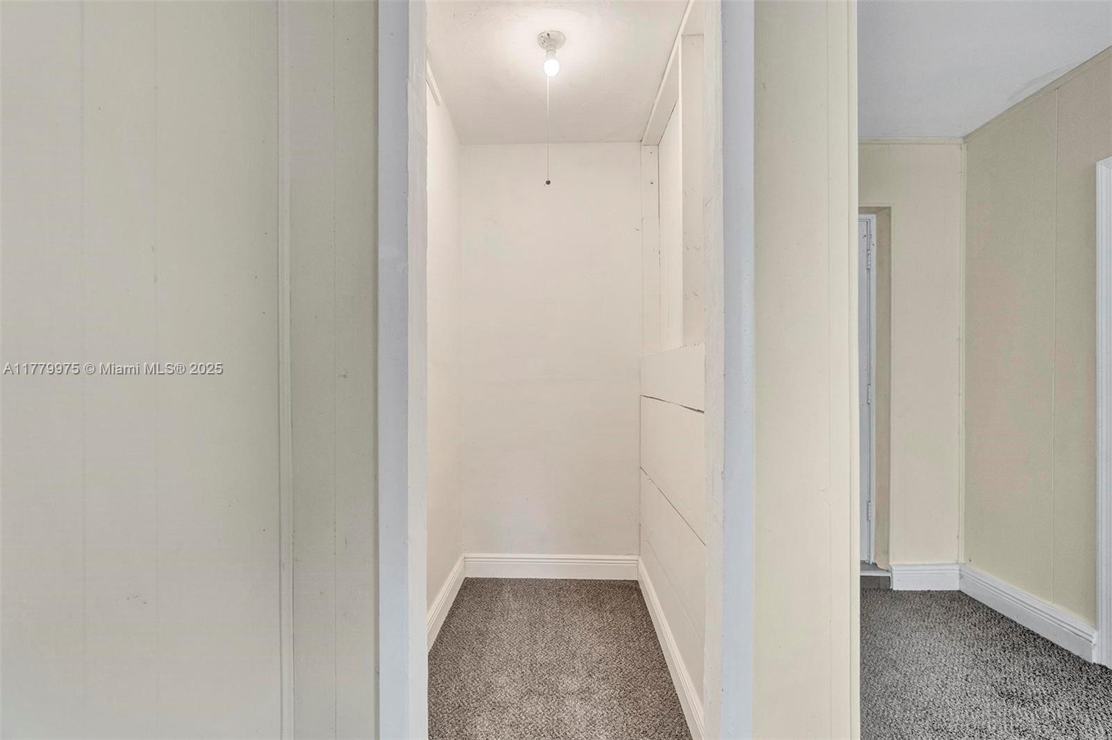 ACADEMY AWARD HOMES SEC 3 - Residential