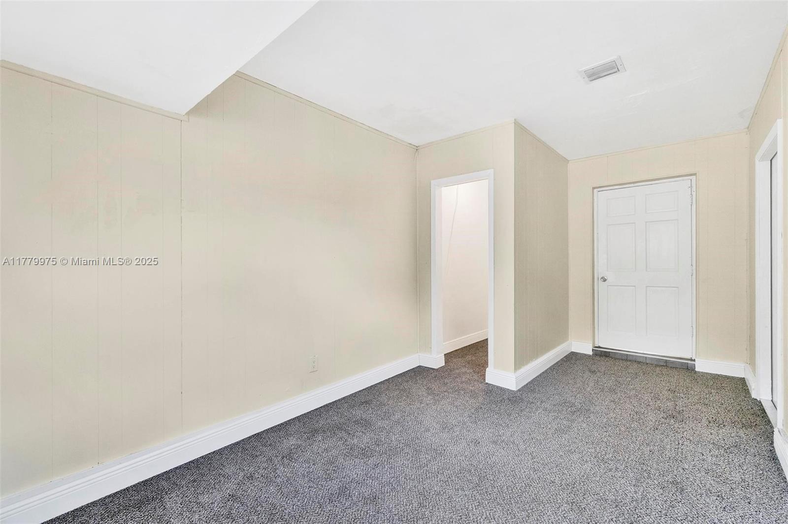 ACADEMY AWARD HOMES SEC 3 - Residential