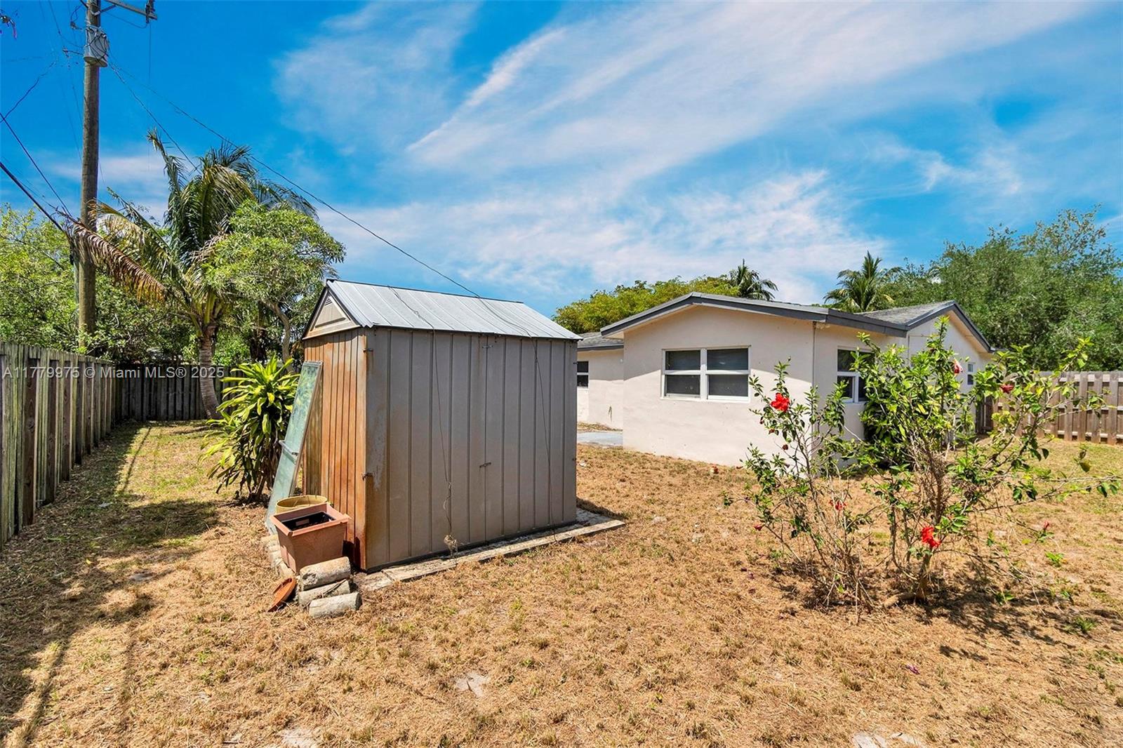 ACADEMY AWARD HOMES SEC 3 - Residential