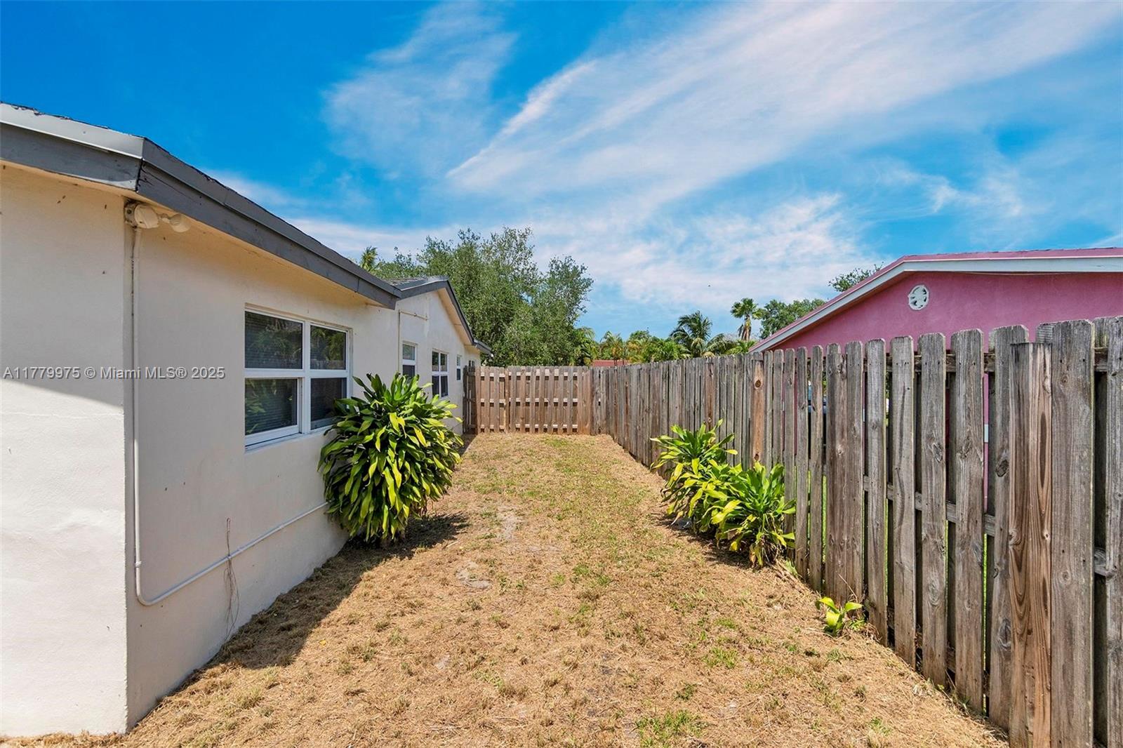 ACADEMY AWARD HOMES SEC 3 - Residential