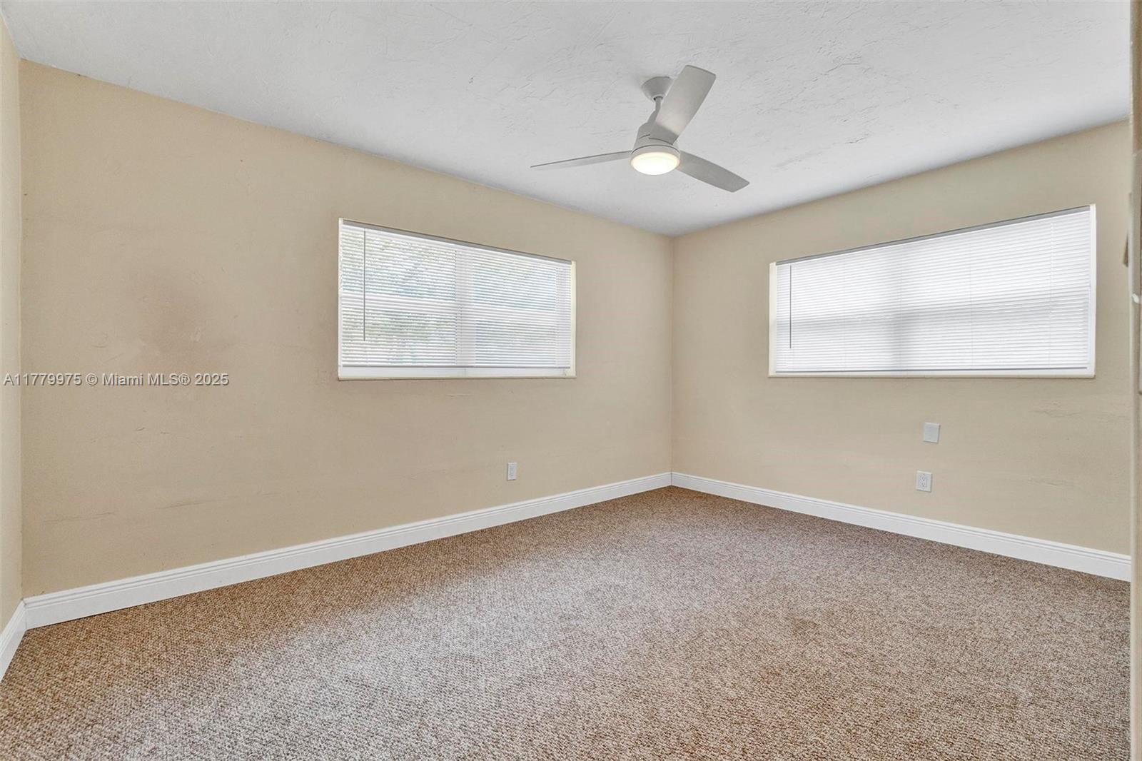 ACADEMY AWARD HOMES SEC 3 - Residential