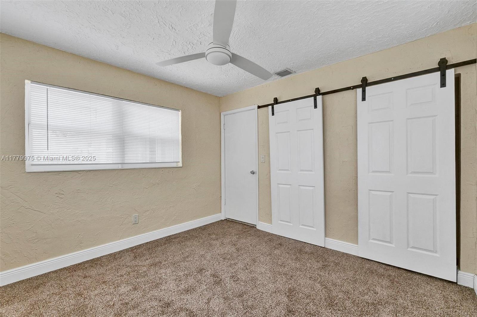 ACADEMY AWARD HOMES SEC 3 - Residential