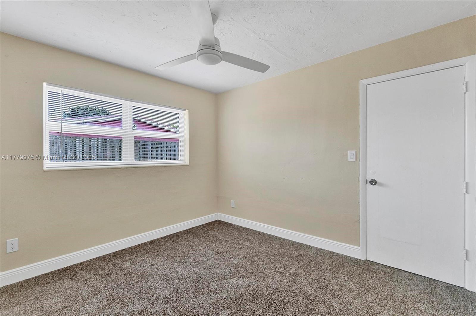 ACADEMY AWARD HOMES SEC 3 - Residential