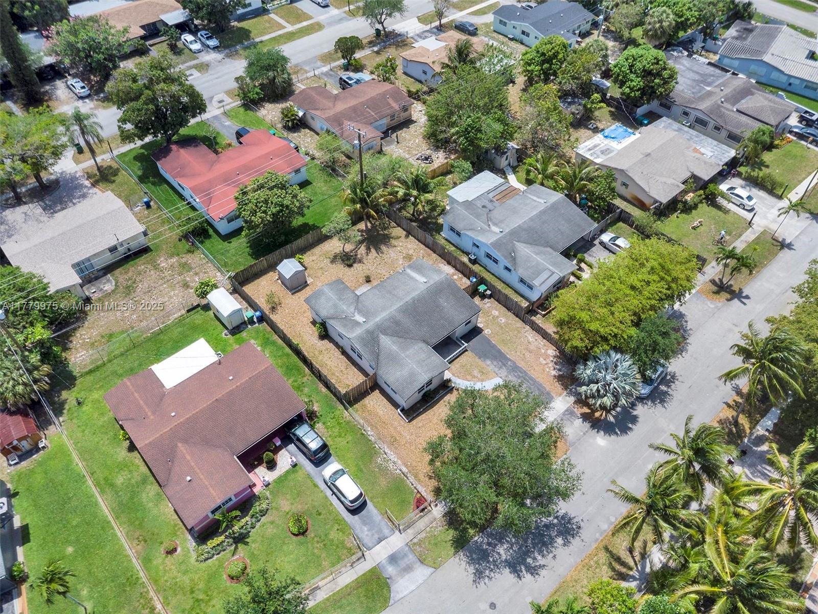 ACADEMY AWARD HOMES SEC 3 - Residential