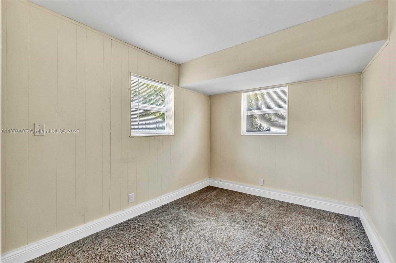 ACADEMY AWARD HOMES SEC 3 - Residential