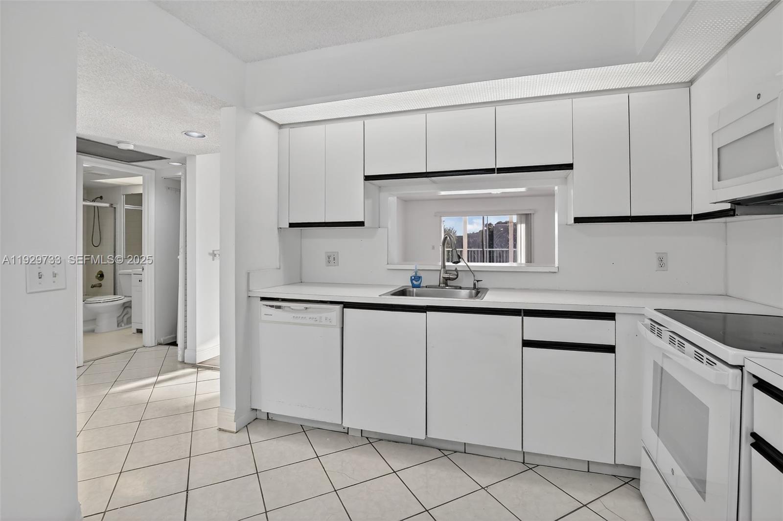 BUCKINGHAM AT CENTURY VIL - Residential Lease