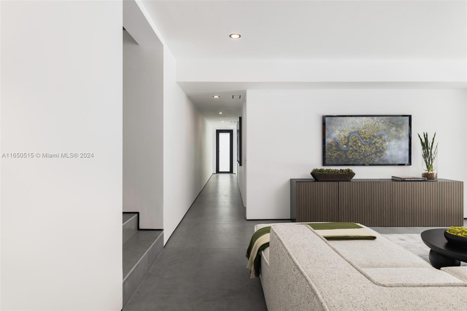 HIGHLAND LAKES SEC 3 - Residential