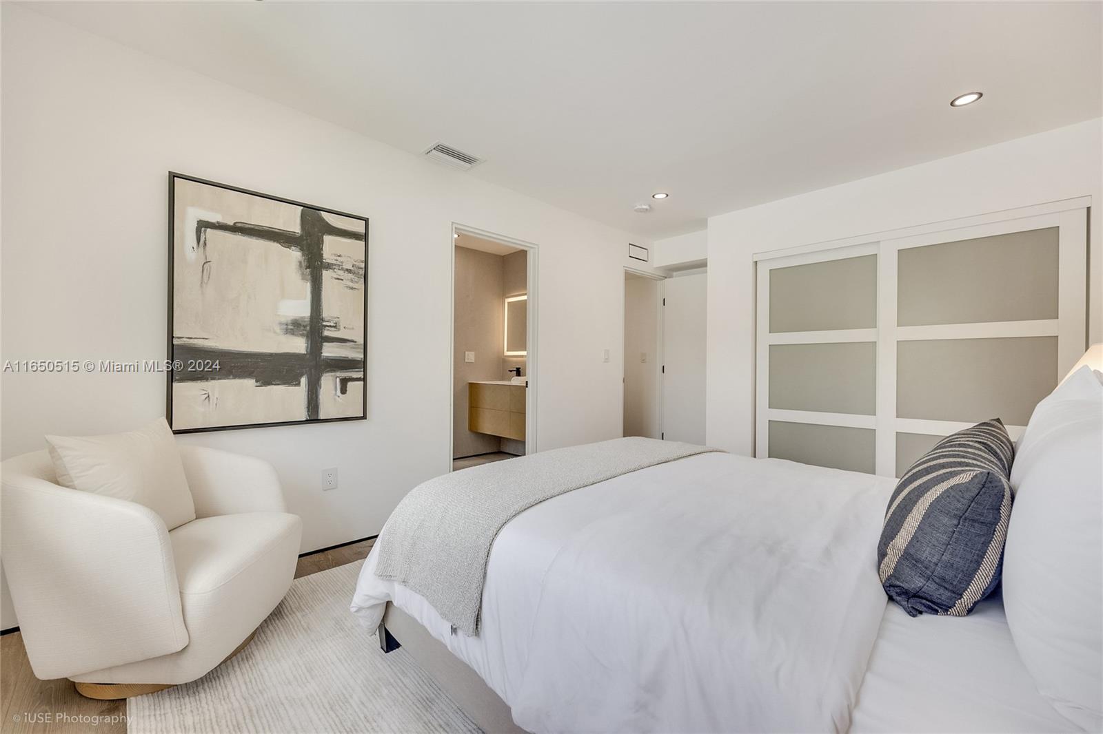 HIGHLAND LAKES SEC 3 - Residential