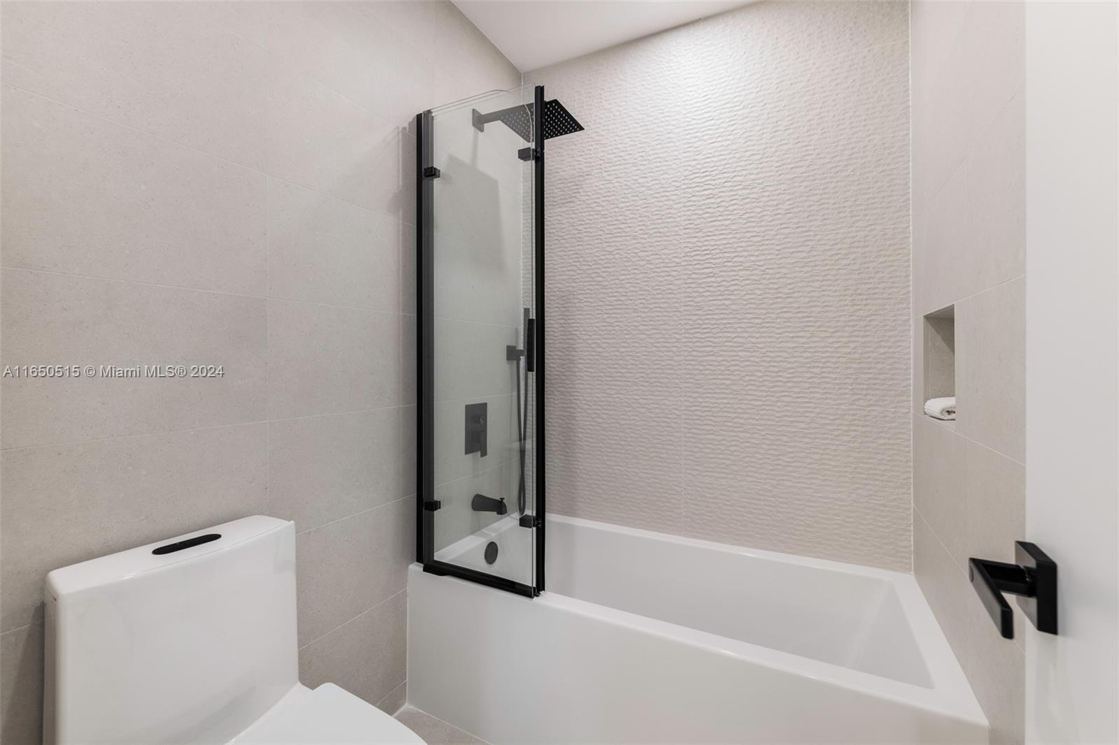 HIGHLAND LAKES SEC 3 - Residential