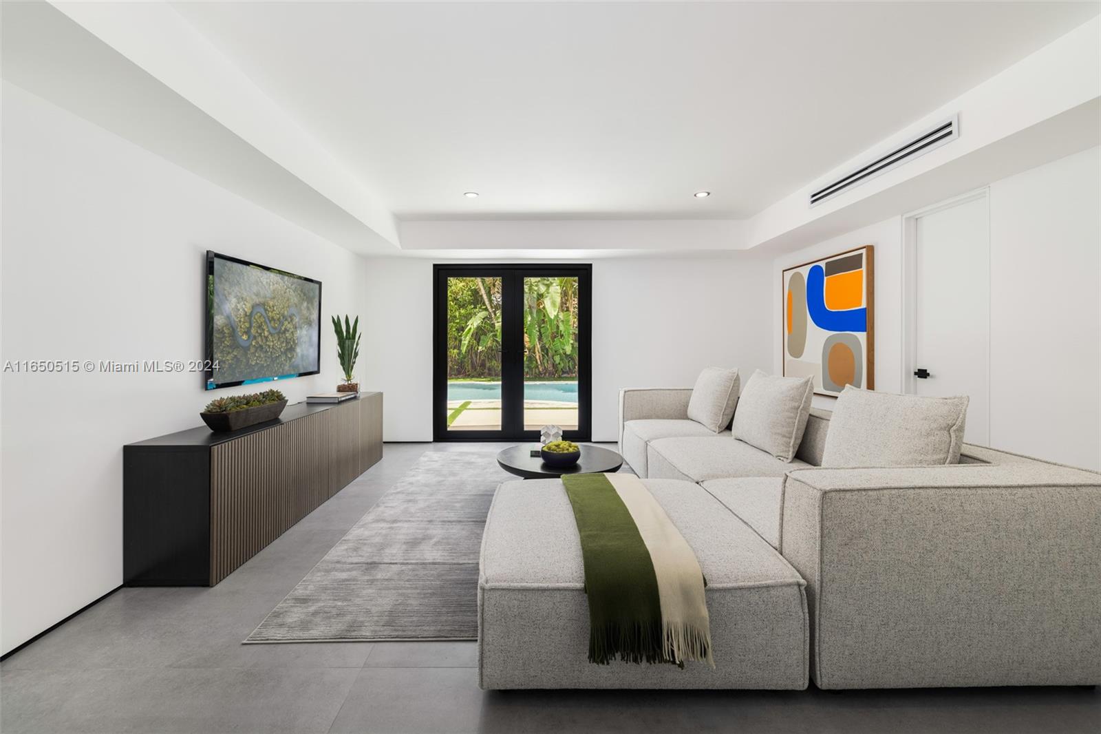 HIGHLAND LAKES SEC 3 - Residential