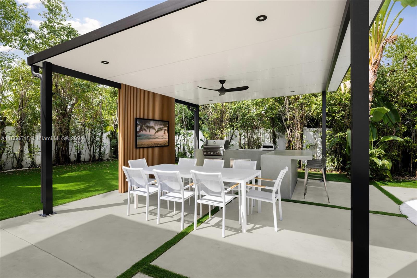 HIGHLAND LAKES SEC 3 - Residential