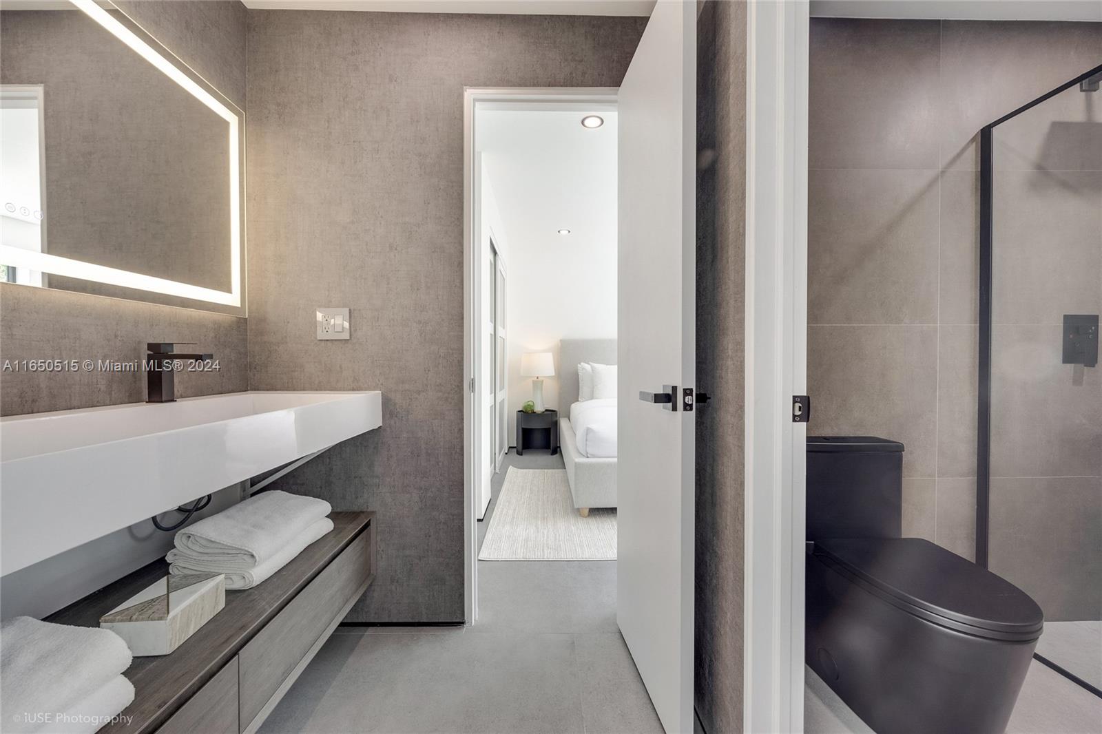 HIGHLAND LAKES SEC 3 - Residential