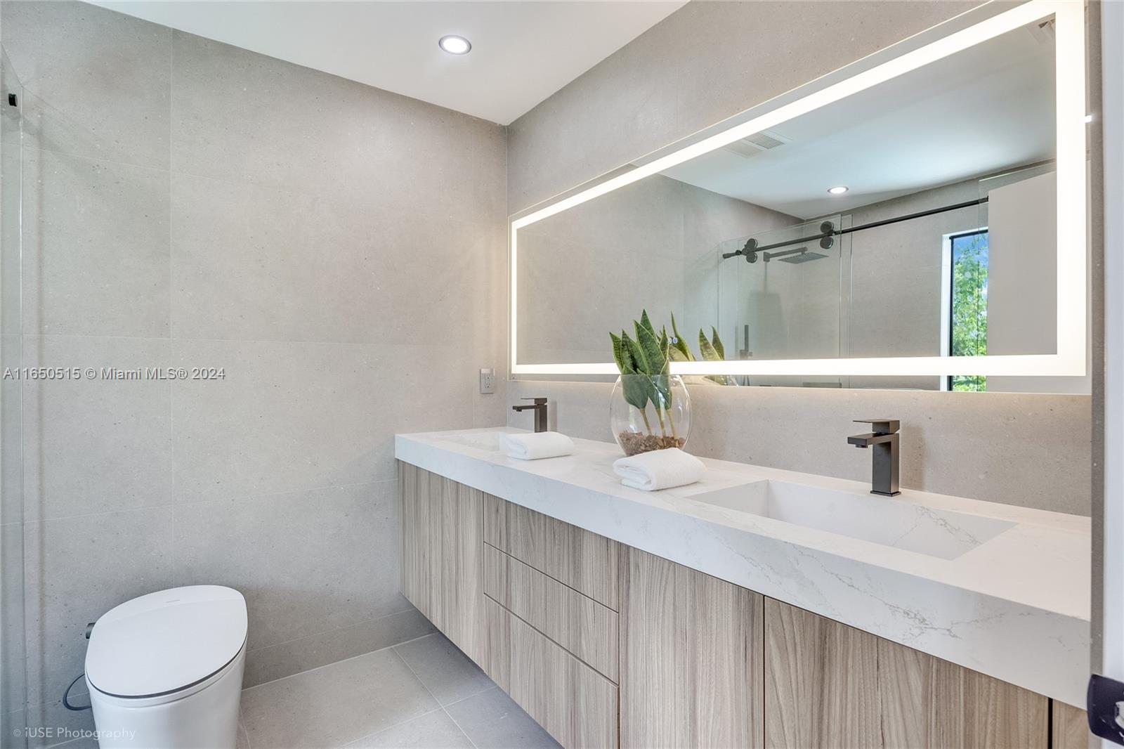 HIGHLAND LAKES SEC 3 - Residential