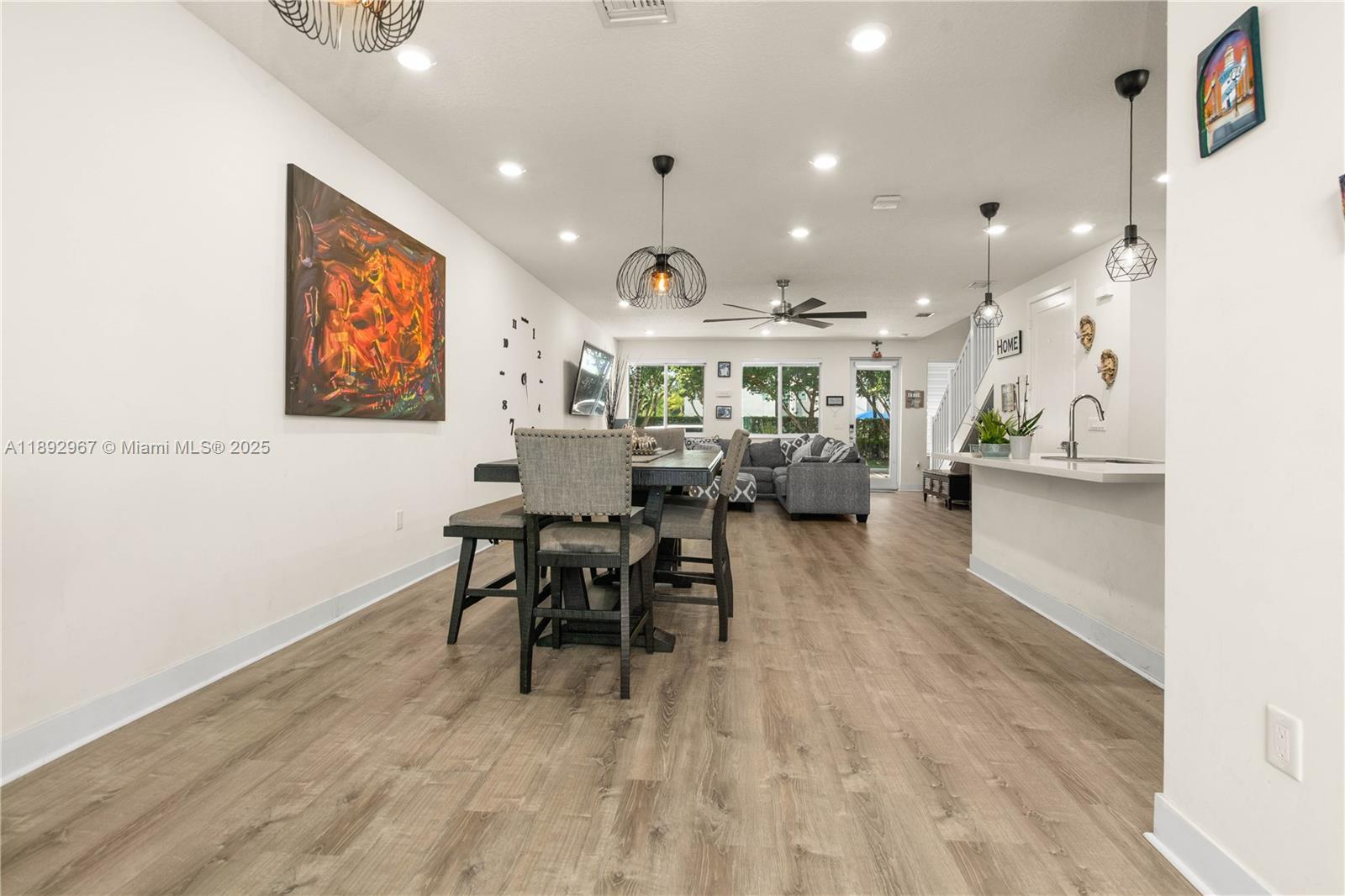 LANDMARK AT DORAL CENTRAL - Residential