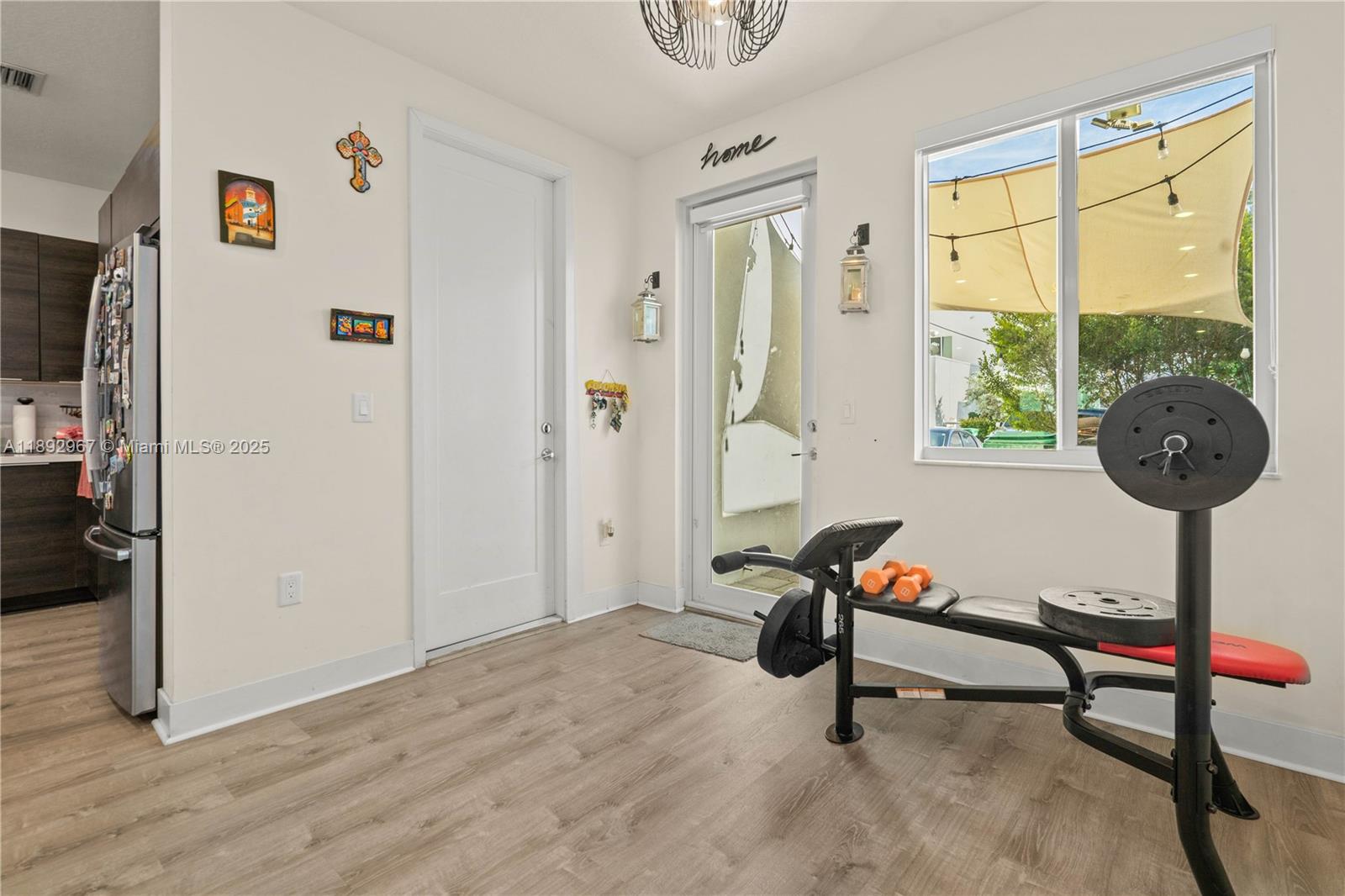 LANDMARK AT DORAL CENTRAL - Residential