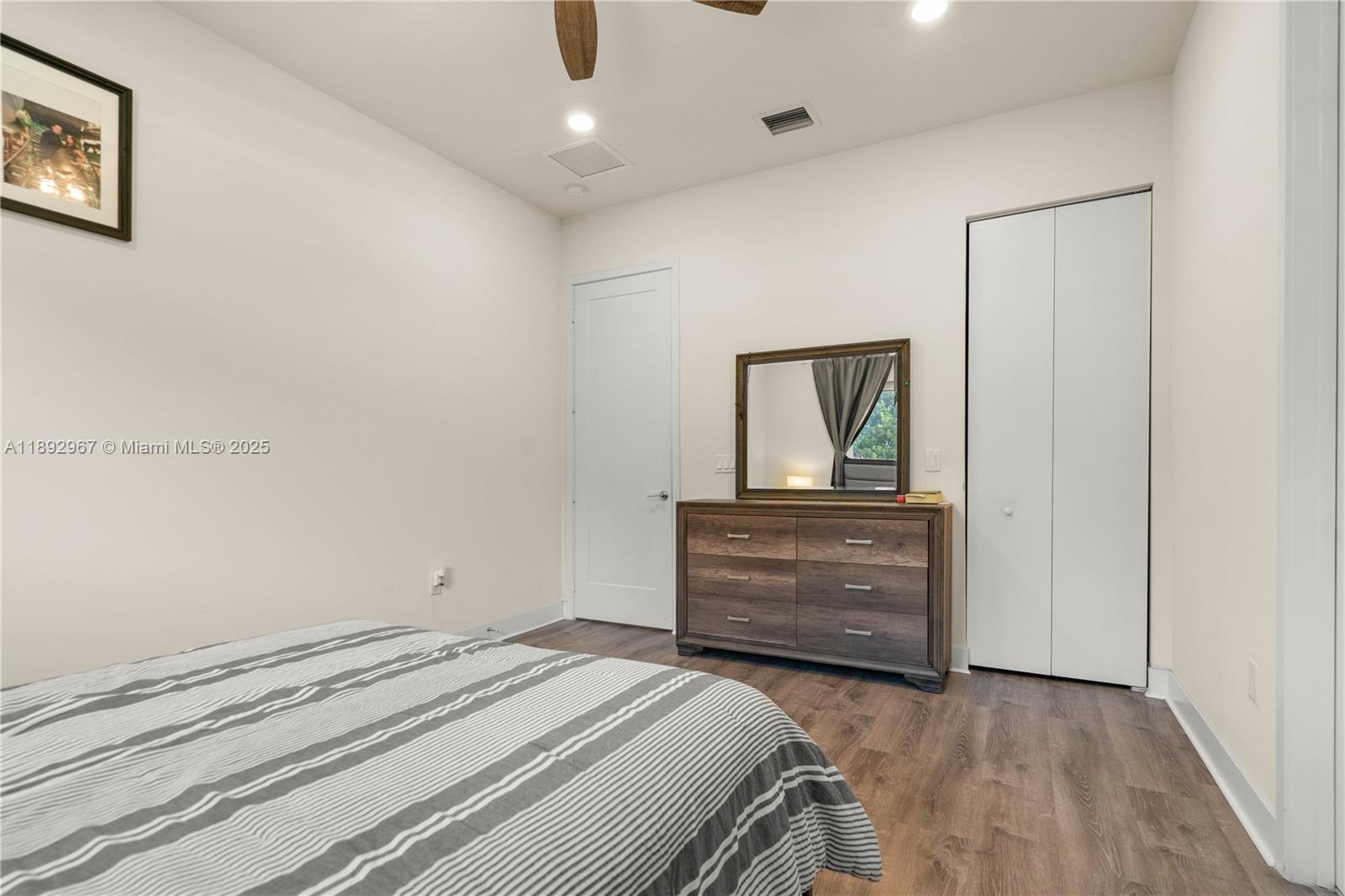 LANDMARK AT DORAL CENTRAL - Residential