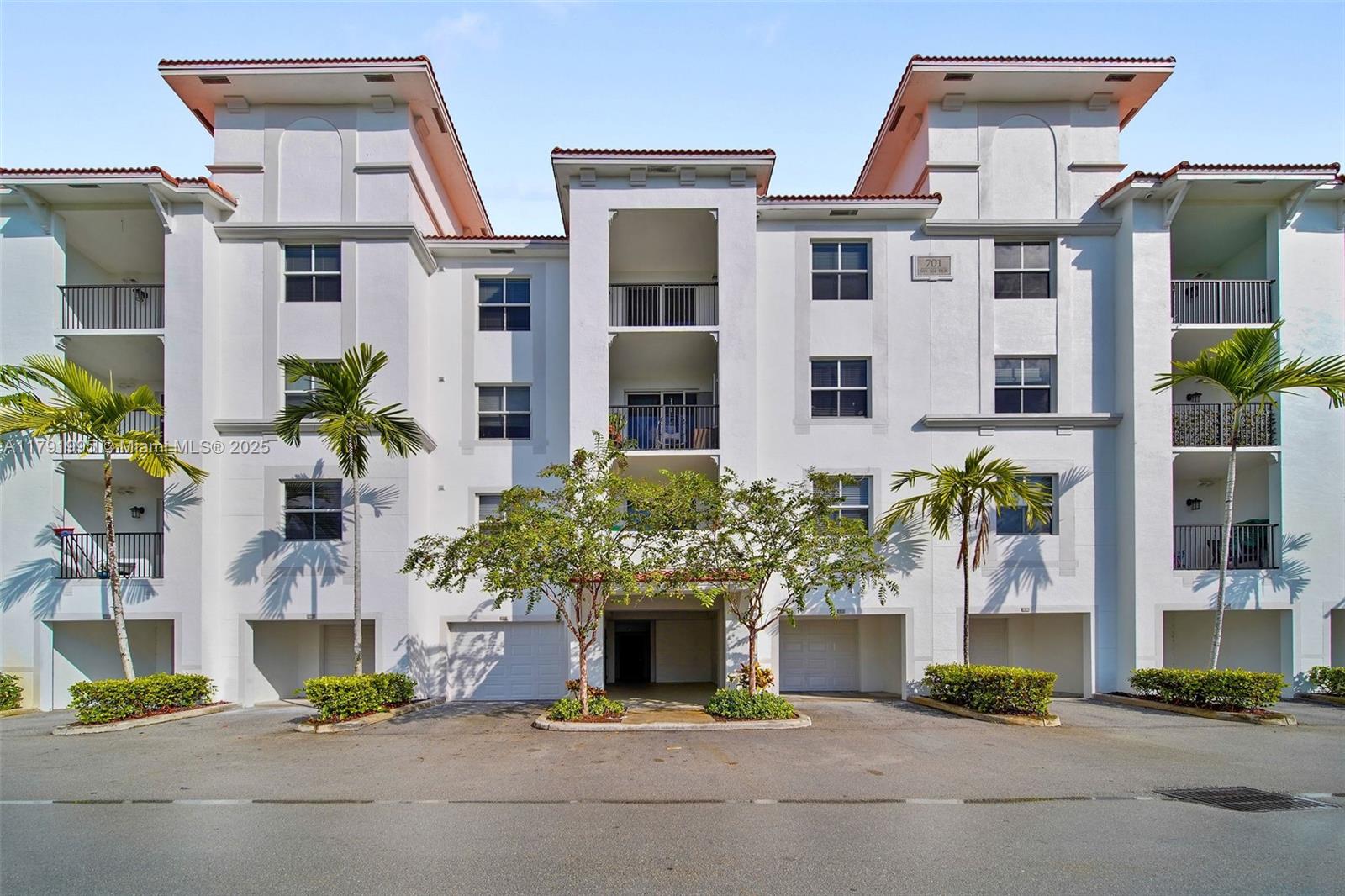 Rental Property at 10170 Sw 7th St 38-103, Pembroke Pines, Miami-Dade County, Florida - Bedrooms: 1 
Bathrooms: 1  - $2,087 MO.