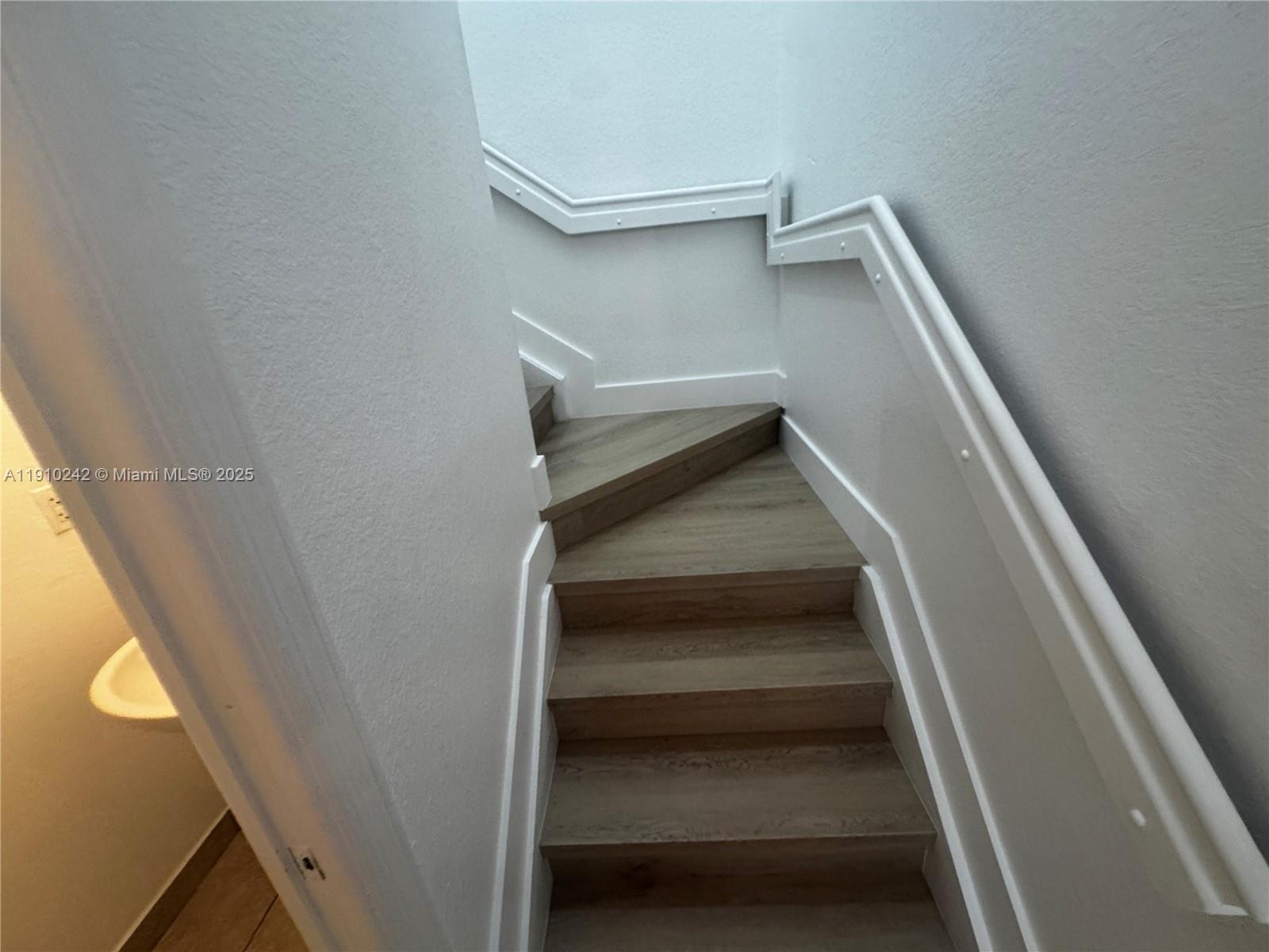 CORONADO AT DORAL I CONDO - Residential Lease