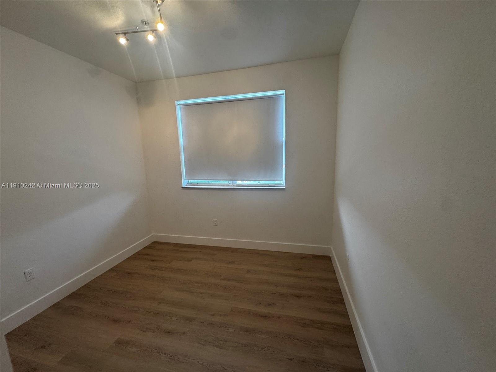 CORONADO AT DORAL I CONDO - Residential Lease