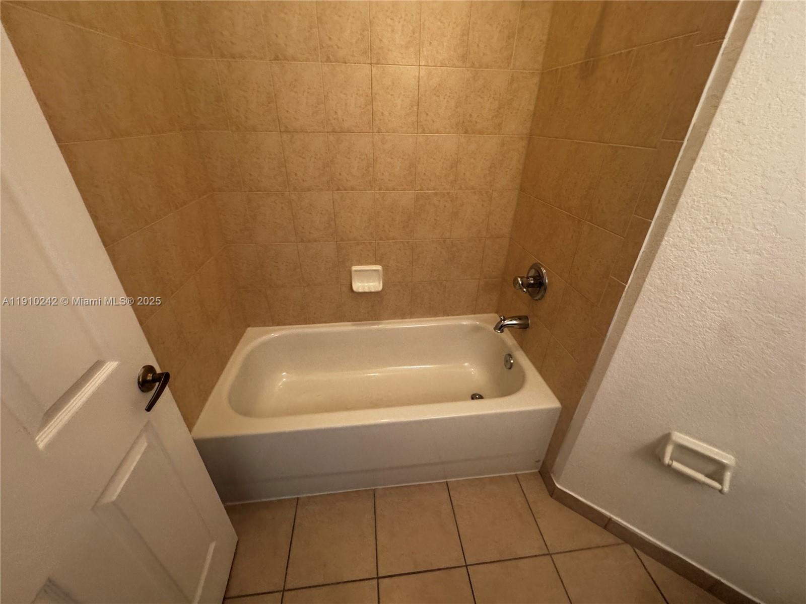 CORONADO AT DORAL I CONDO - Residential Lease