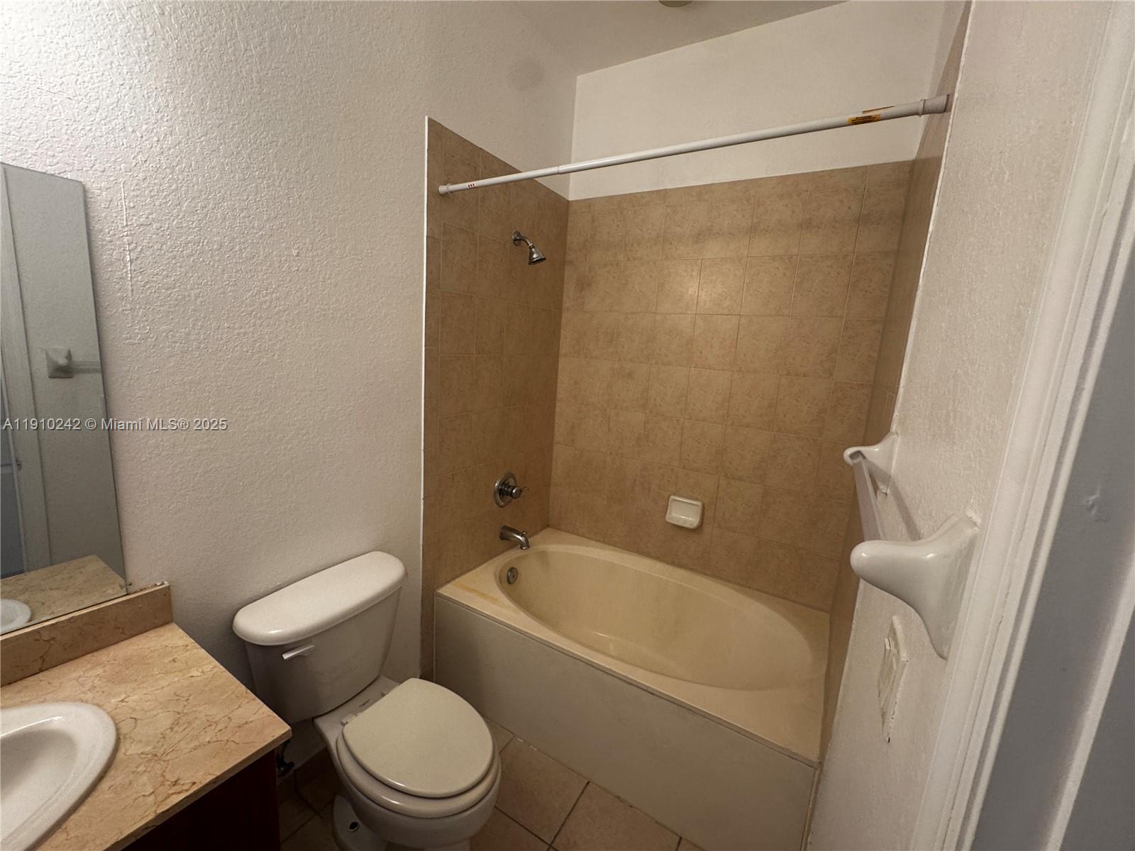 CORONADO AT DORAL I CONDO - Residential Lease