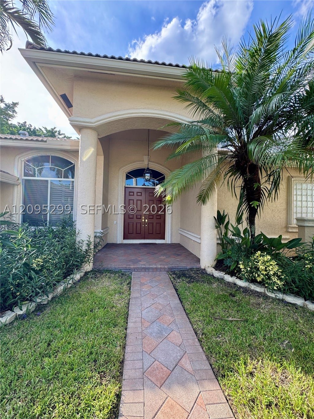 Photo of 11051 Canary Island Ct #11051, Plantation, FL 33324 (MLS # A12095299)