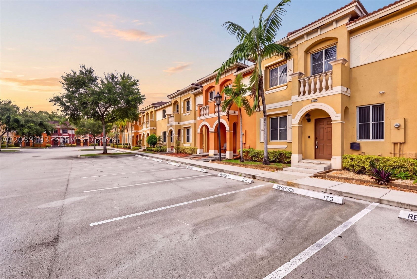 1820 SW 89th Ter