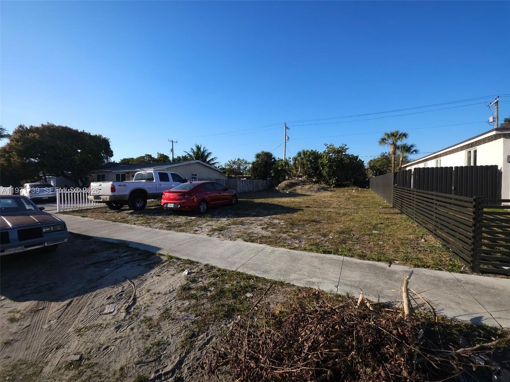 Photo of n/a NW 5th St, Pompano Beach, FL 33069 (MLS # A11971739)