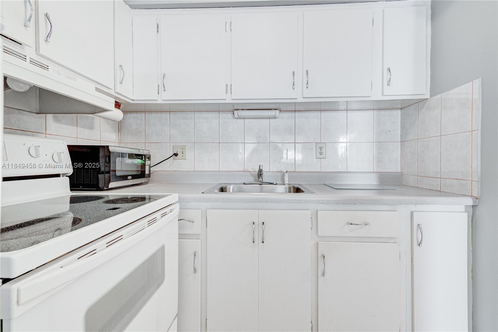 ROLEN LAKE GARDENS CO-OP - Residential