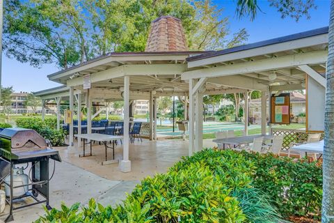 A home in Lauderdale Lakes