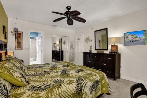 A home in Lauderdale Lakes
