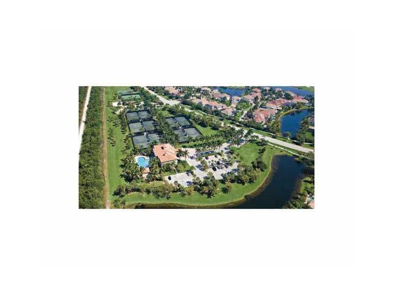 HERON BAY NORTHEAST 173-9 - Residential