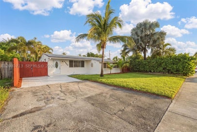 5820 NE 2nd Ave Oakland Park FL 33334