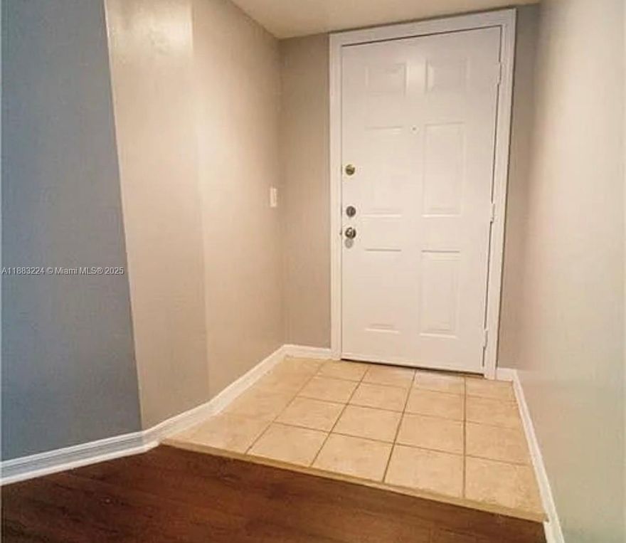 GREAT OPPORTUNITY TO RENT THIS GORGEOUS 3/2 CONDO-TOWNHOUSE IN EXCELLENT CONDITION, EXCELLENT OPPORTUNITY FOR INVESTMENT RENTED FOR $2,450 A MONTH, REMODELED IN THE LAST FEW YEARS WITH NEW KITCHEN CABINETS, NEW FLOORS AND MORE, WOOD TYPE FLOOR, WOULDN'T LAST. EXCELLENT LOCATION, BLOCKS FROM EXPRESSWAY, BLOCKS FROM MALLS AND SHOPPING CENTERS
