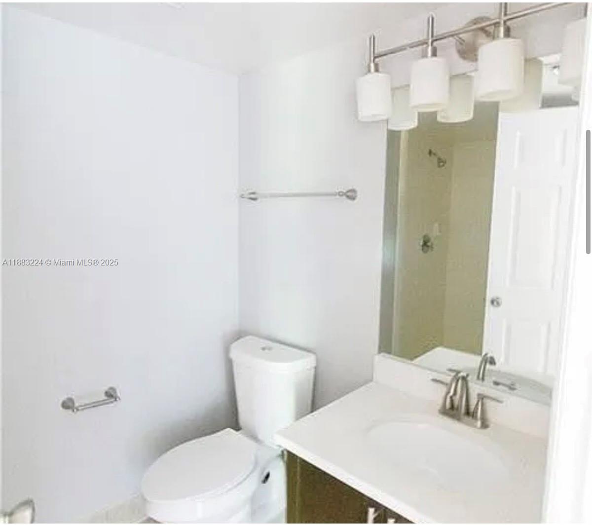 GRAND ISLES CONDO - Residential